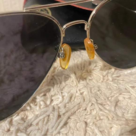 Ray-Ban Silver Frame Aviator Sunglasses - Picture 5 of 6